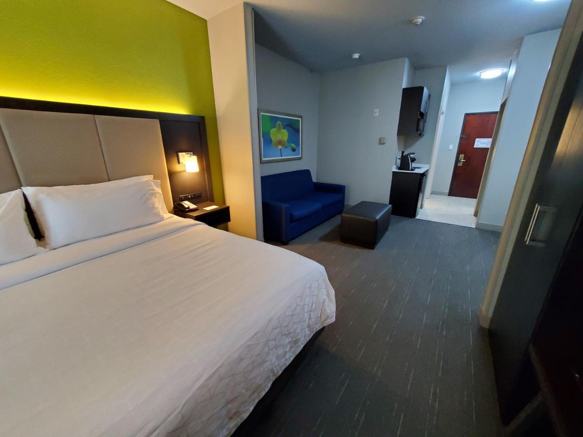 Holiday Inn Express Pearland By Ihg Exterior foto